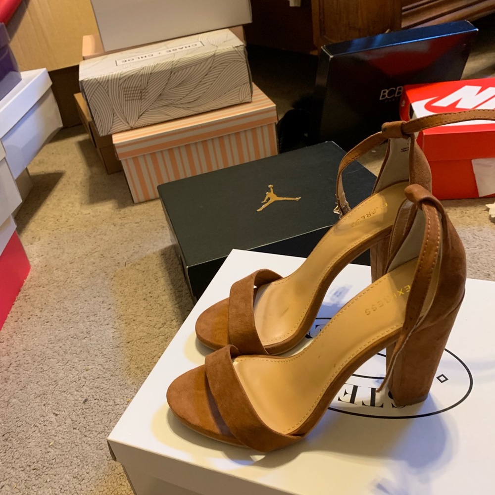 Brown suede express brand heeled sandals